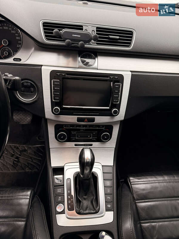 Универсал Volkswagen Passat 2010 в Виннице