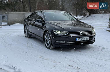 Седан Volkswagen Passat 2017 в Івано-Франківську