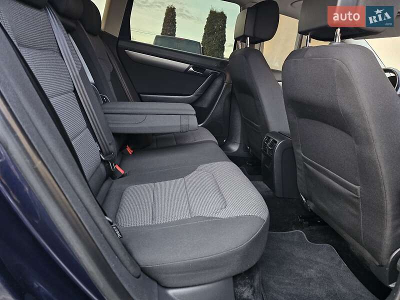 Универсал Volkswagen Passat 2012 в Стрые фото 88 Универсал Volkswagen Passat 2012 в Стрые