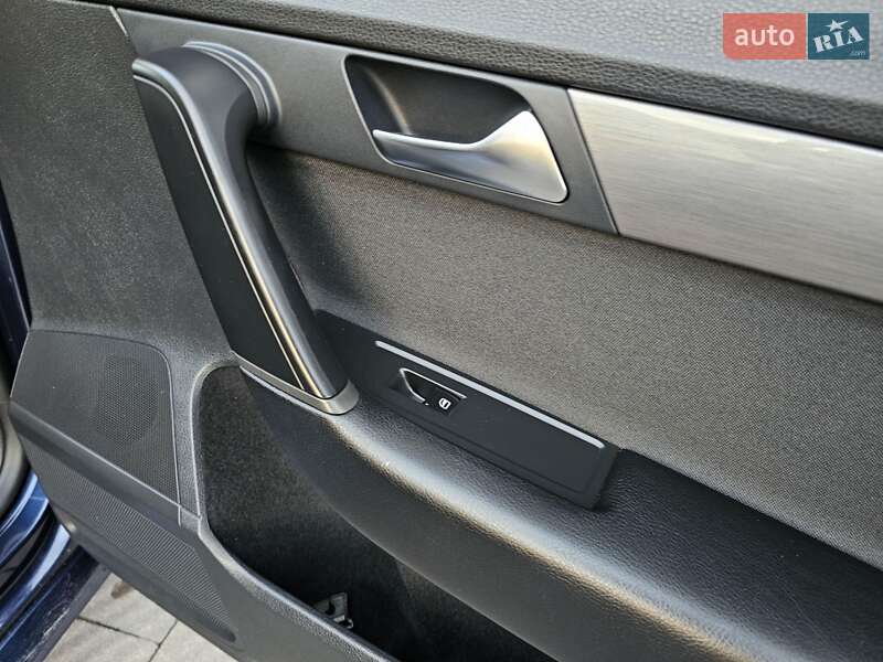 Универсал Volkswagen Passat 2012 в Стрые фото 127 Универсал Volkswagen Passat 2012 в Стрые