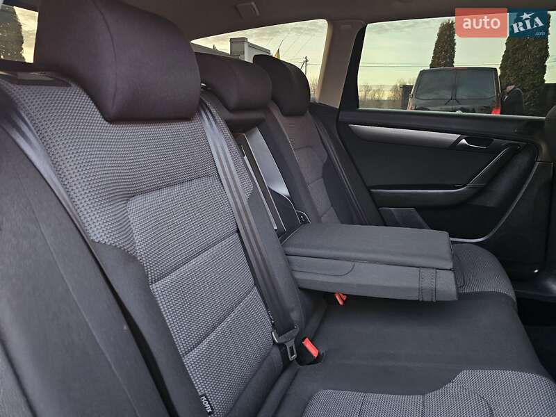 Универсал Volkswagen Passat 2012 в Стрые фото 142 Универсал Volkswagen Passat 2012 в Стрые
