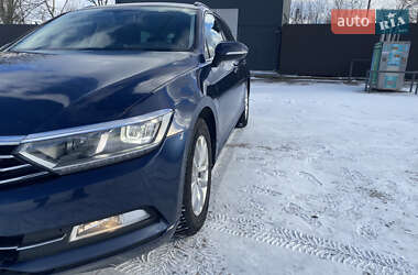 Универсал Volkswagen Passat 2015 в Нововолынске