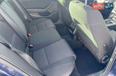 Универсал Volkswagen Passat 2015 в Нововолынске