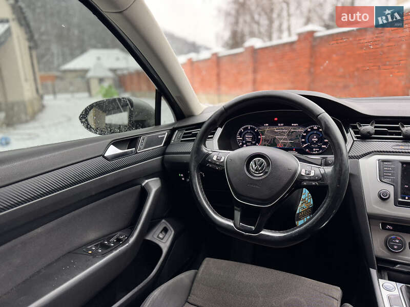 Універсал Volkswagen Passat 2016 в Мукачевому