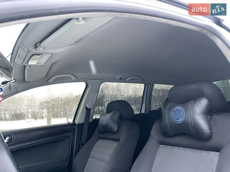 Универсал Volkswagen Passat 2002 в Хмельницком