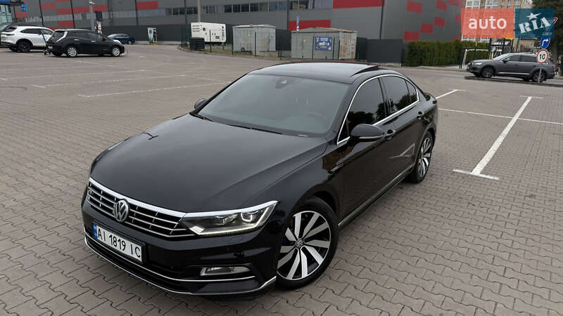 Седан Volkswagen Passat 2017 в Києві
