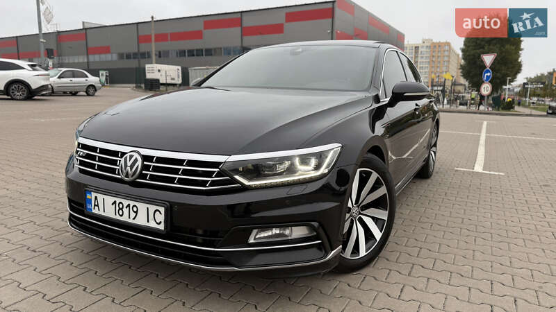 Седан Volkswagen Passat 2017 в Києві