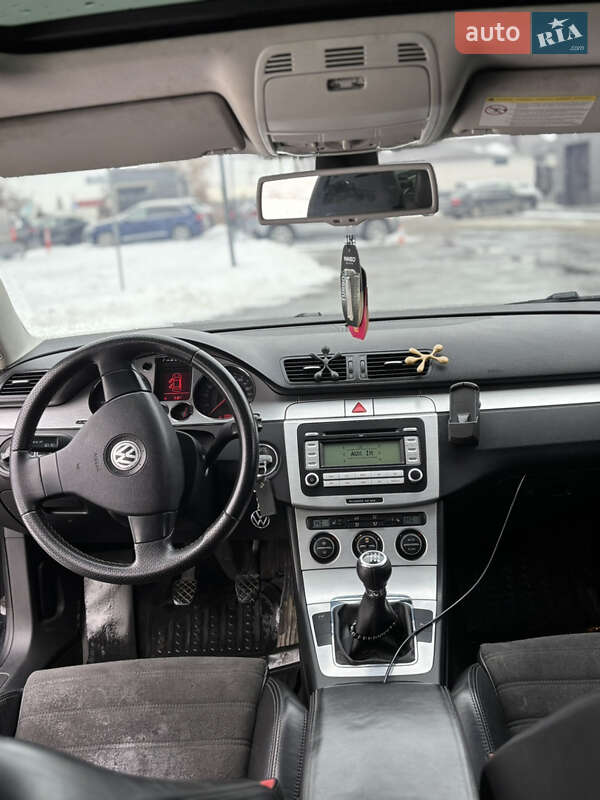 Универсал Volkswagen Passat 2006 в Ивано-Франковске