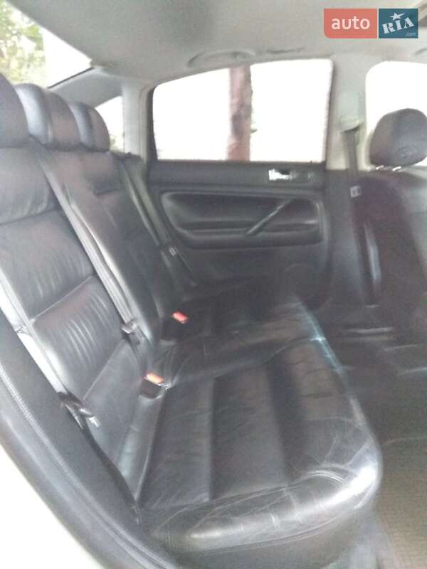 Седан Volkswagen Passat 1999 в Чернигове