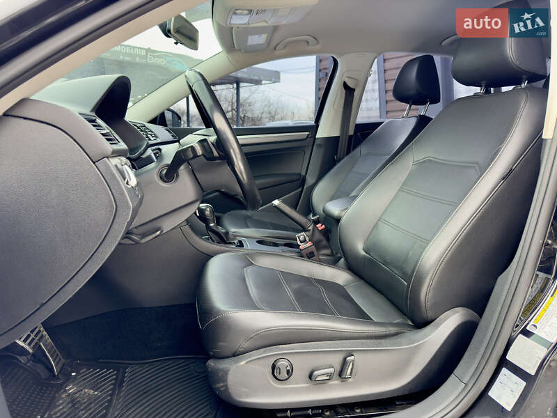 Седан Volkswagen Passat 2017 в Вінниці