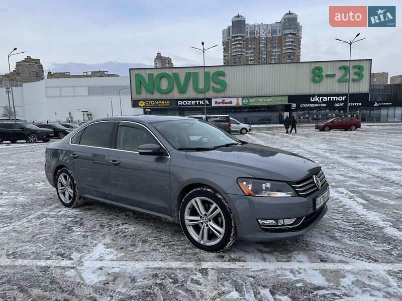Седан Volkswagen Passat 2014 в Киеве