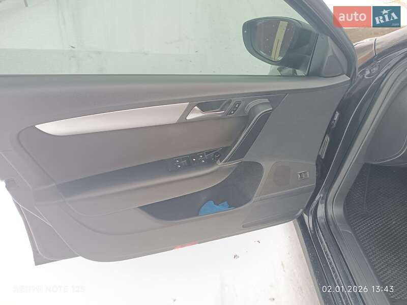 Универсал Volkswagen Passat 2012 в Львове фото 11 Универсал Volkswagen Passat 2012 в Львове