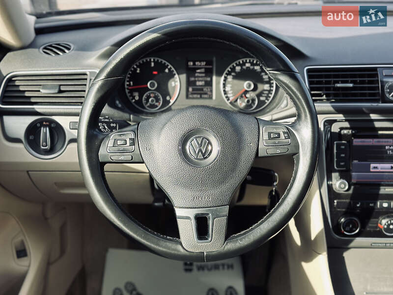 Седан Volkswagen Passat 2014 в Кременчуге