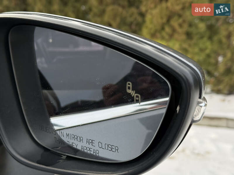 Седан Volkswagen Passat 2017 в Луцке