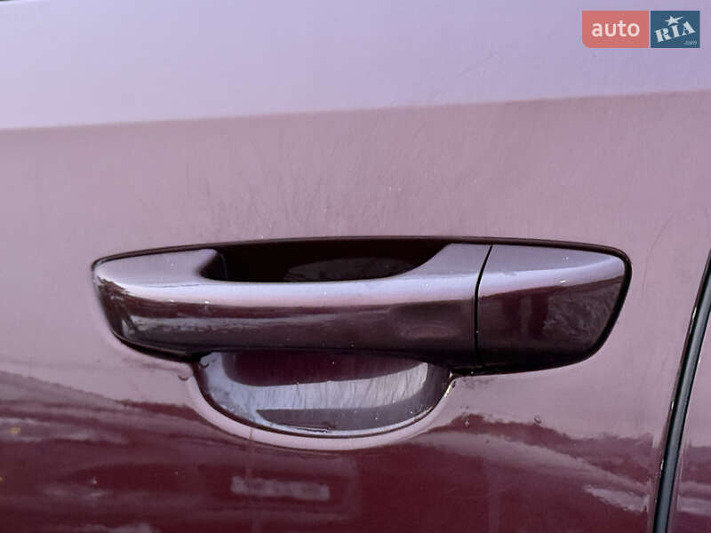 Седан Volkswagen Passat 2014 в Стрые