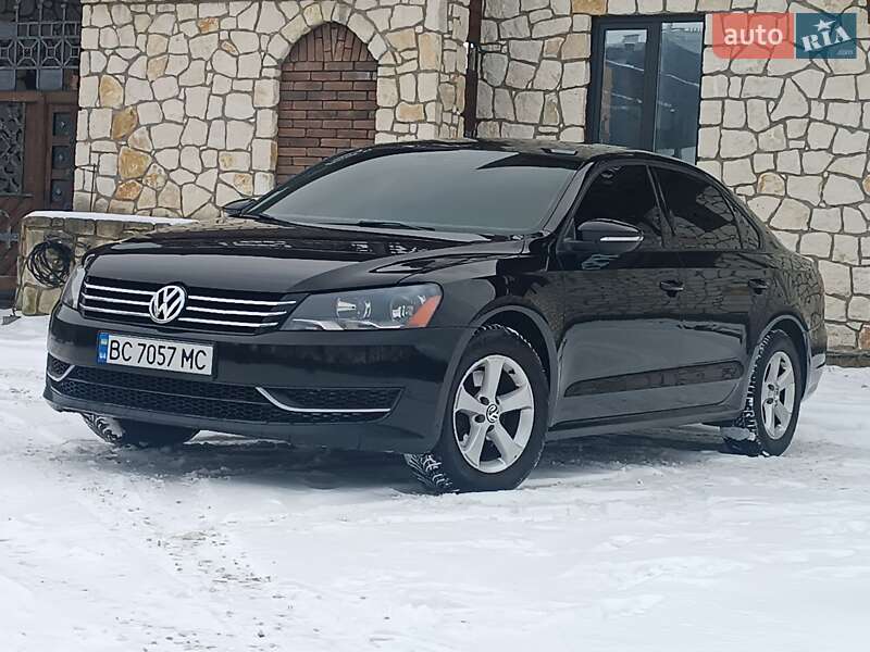 Седан Volkswagen Passat 2011 в Львові