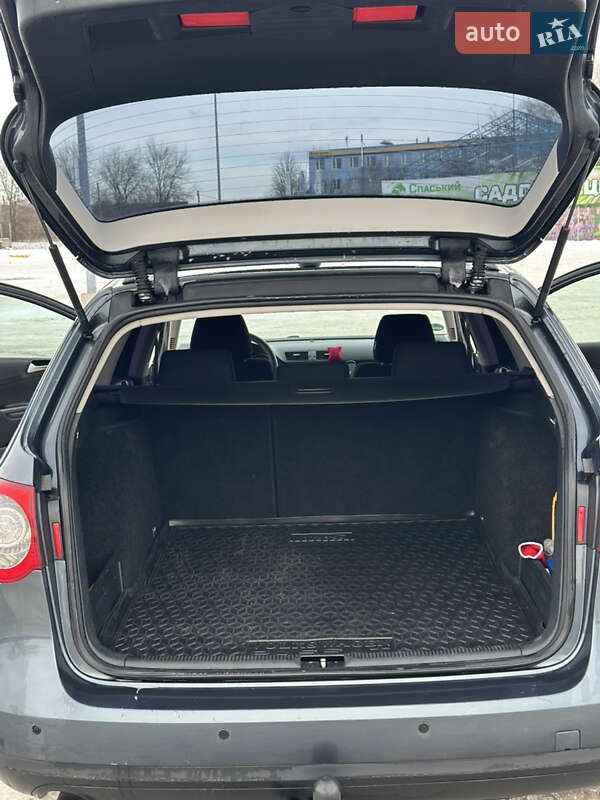 Универсал Volkswagen Passat 2009 в Днепре