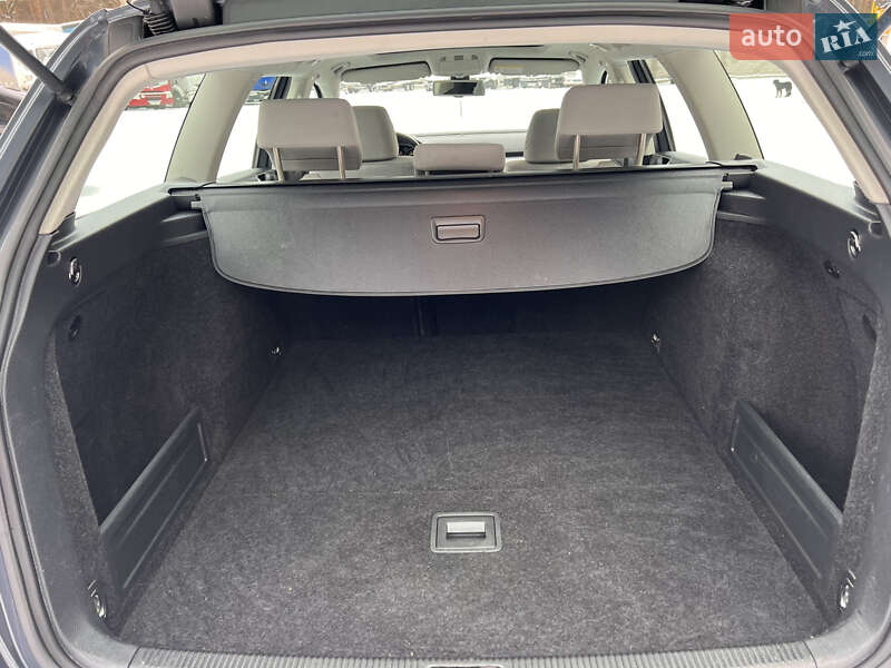Универсал Volkswagen Passat 2009 в Луцке