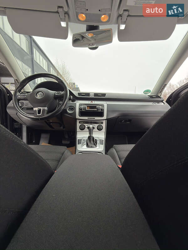 Универсал Volkswagen Passat 2010 в Белой Церкви