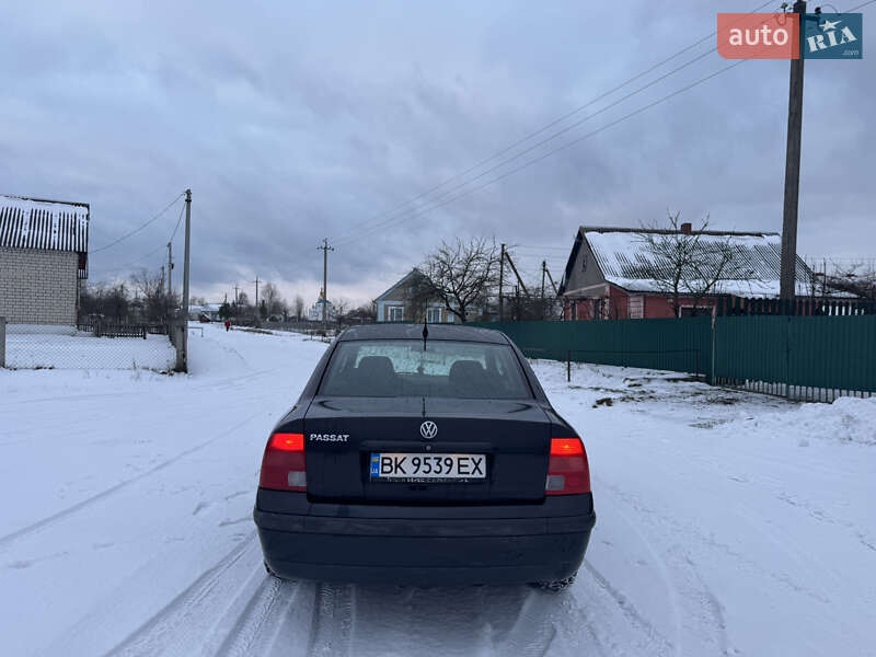 Седан Volkswagen Passat 1998 в Зарічному фото 13 Седан Volkswagen Passat 1998 в Зарічному