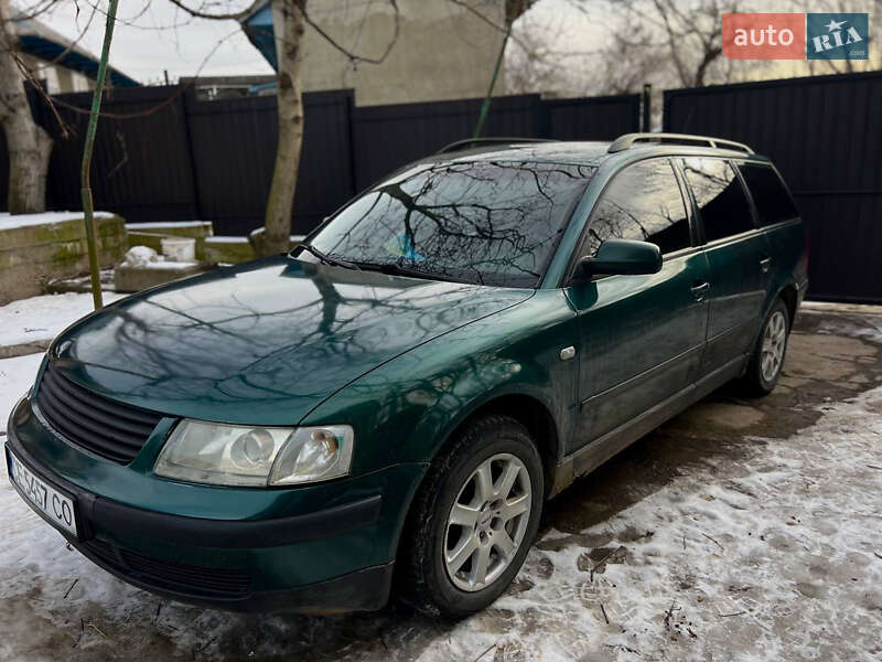 Универсал Volkswagen Passat 1997 в Черновцах