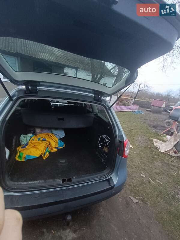 Универсал Volkswagen Passat 2010 в Житомире