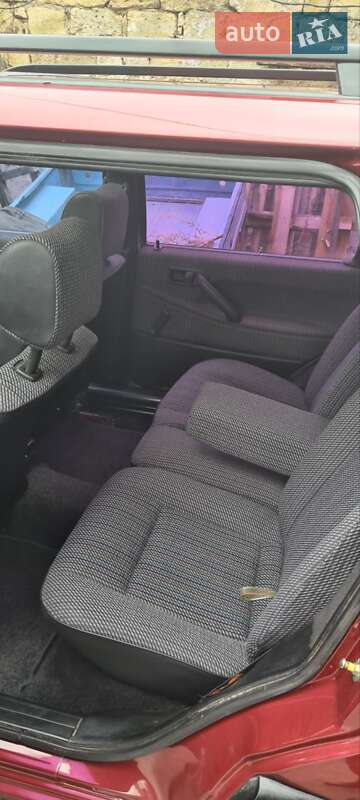 Универсал Volkswagen Passat 1992 в Одессе