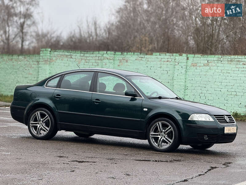 Седан Volkswagen Passat 2001 в Дубно