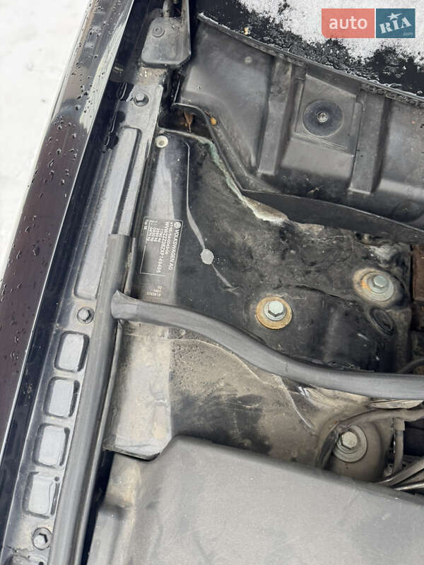 Седан Volkswagen Passat 1998 в Зарічному фото 26 Седан Volkswagen Passat 1998 в Зарічному