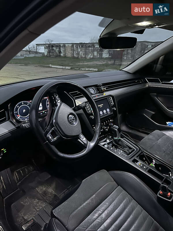 Седан Volkswagen Passat 2016 в Одесі фото 7 Седан Volkswagen Passat 2016 в Одесі