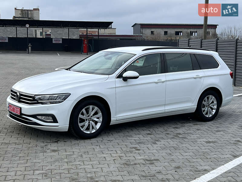 Универсал Volkswagen Passat 2021 в Дубно