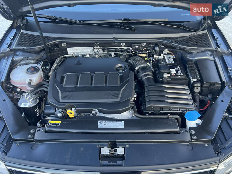 Універсал Volkswagen Passat 2019 в Лопатині