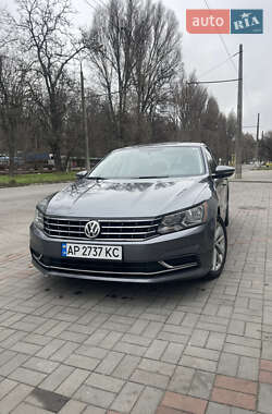 Седан Volkswagen Passat 2017 в Запорожье