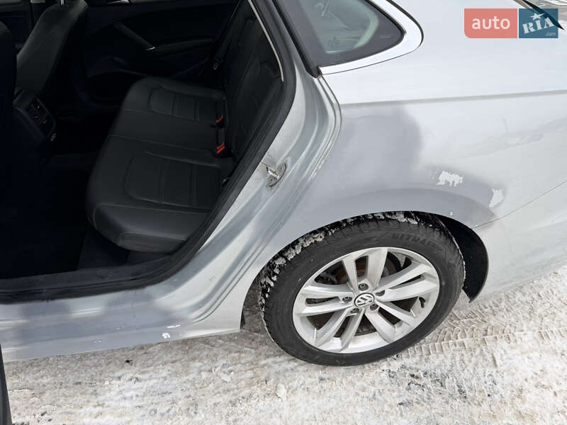 Седан Volkswagen Passat 2020 в Луцьку фото 12 Седан Volkswagen Passat 2020 в Луцьку