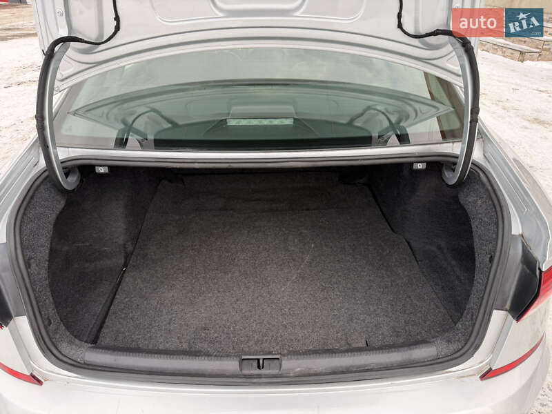 Седан Volkswagen Passat 2020 в Луцьку фото 37 Седан Volkswagen Passat 2020 в Луцьку