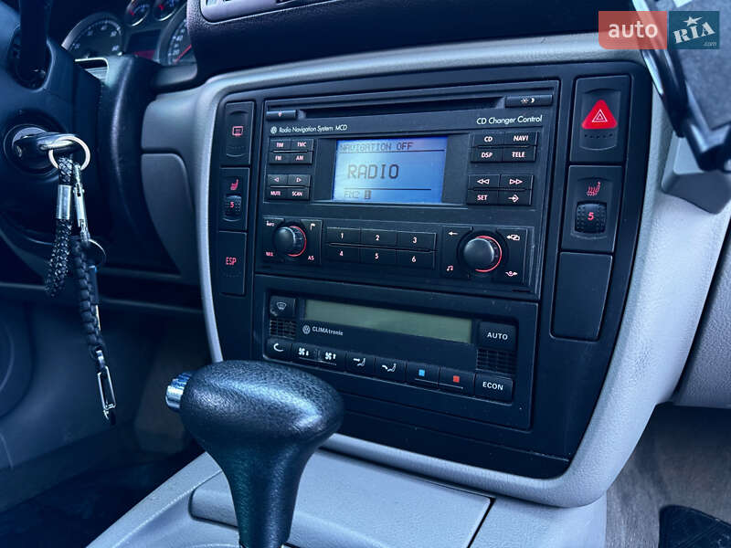 Універсал Volkswagen Passat 2003 в Тернополі