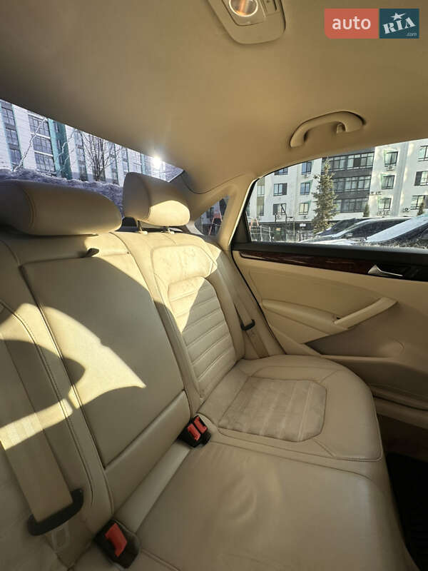 Седан Volkswagen Passat 2013 в Борисполе