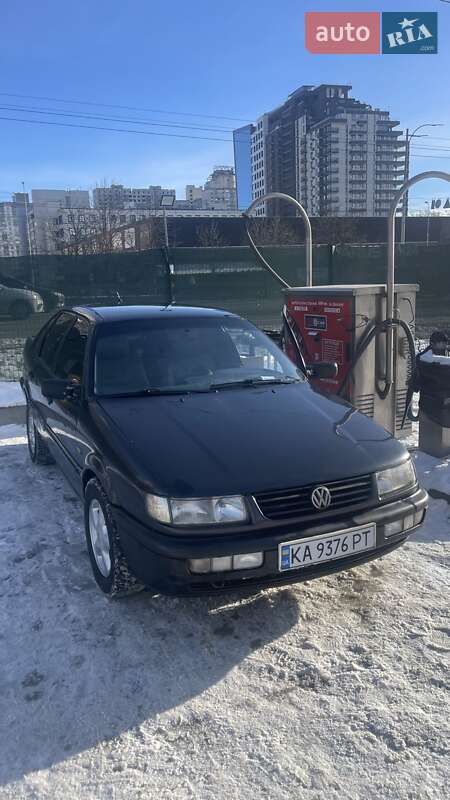 Седан Volkswagen Passat 1995 в Киеве фото 4 Седан Volkswagen Passat 1995 в Киеве