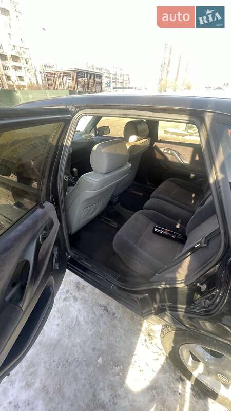 Седан Volkswagen Passat 1995 в Киеве фото 8 Седан Volkswagen Passat 1995 в Киеве