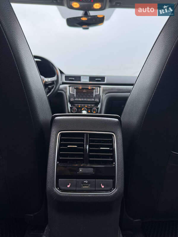 Седан Volkswagen Passat 2017 в Кривом Роге
