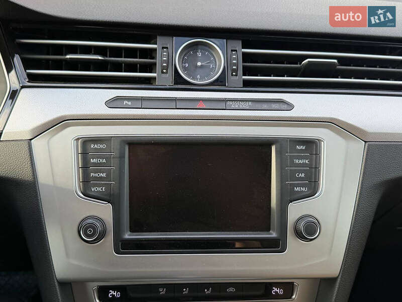 Универсал Volkswagen Passat 2015 в Стрые фото 55 Универсал Volkswagen Passat 2015 в Стрые