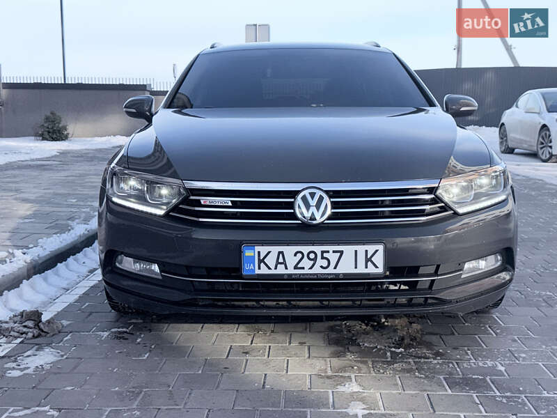 Універсал Volkswagen Passat 2017 в Києві