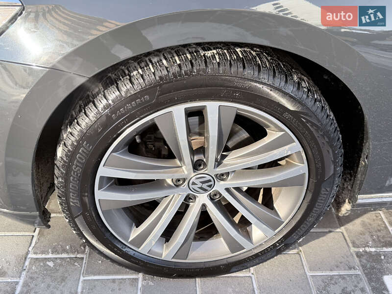 Універсал Volkswagen Passat 2017 в Києві