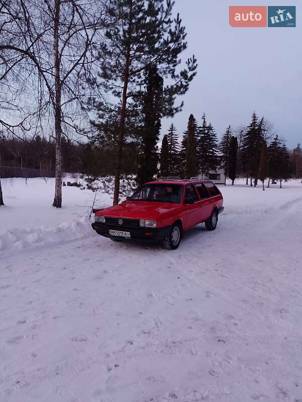 Универсал Volkswagen Passat 1987 в Житомире