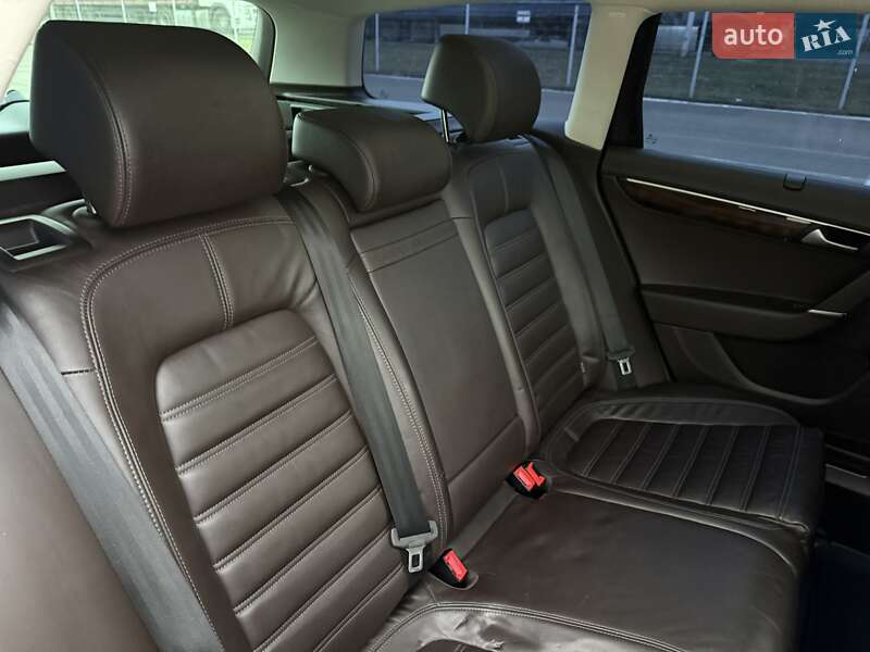 Универсал Volkswagen Passat 2014 в Ковеле