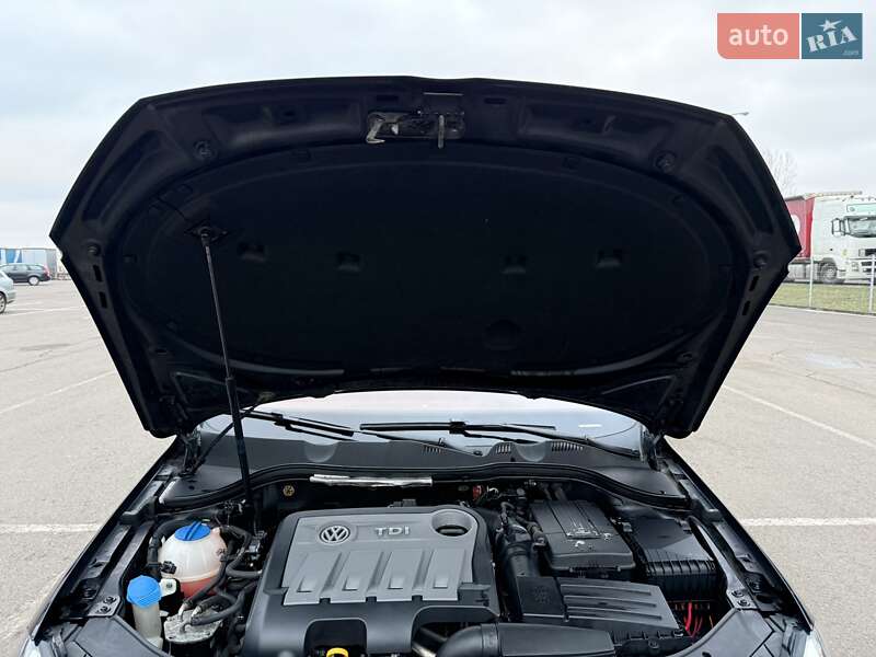 Универсал Volkswagen Passat 2014 в Ковеле