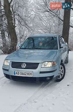 Седан Volkswagen Passat 2004 в Баре