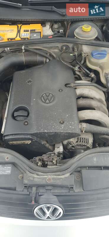 Седан Volkswagen Passat 1997 в Овруче