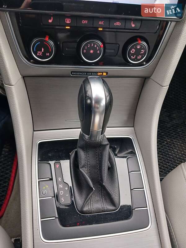 Седан Volkswagen Passat 2013 в Днепре фото 6 Седан Volkswagen Passat 2013 в Днепре