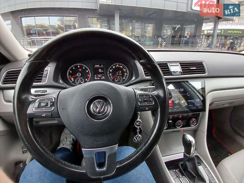 Седан Volkswagen Passat 2013 в Днепре фото 2 Седан Volkswagen Passat 2013 в Днепре